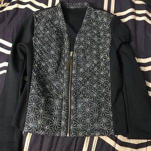 Women’s Lululemon jacket rare